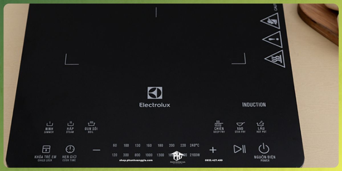 Bếp từ Electrolux